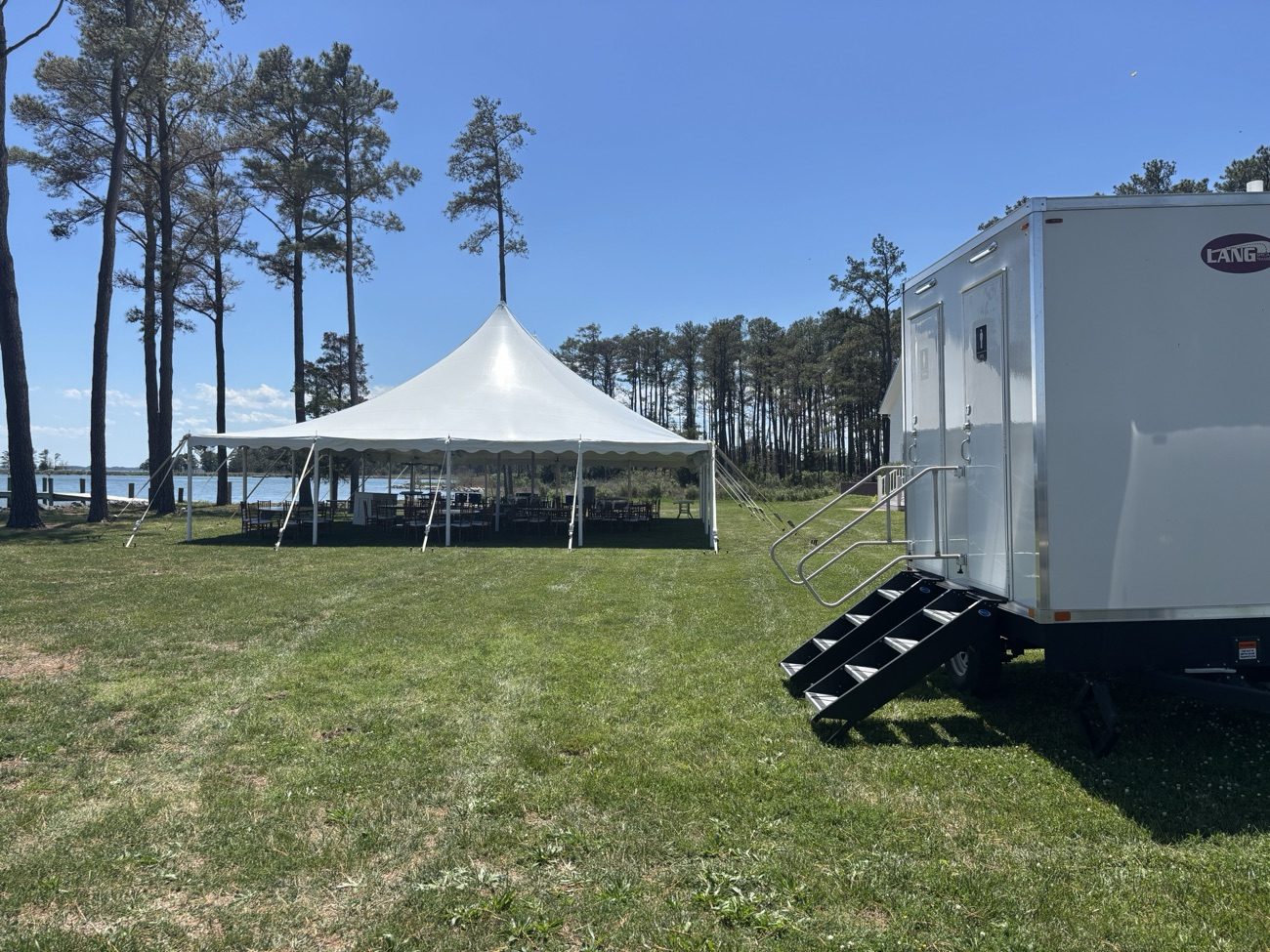 2 Stall Lang Trailer view 1
